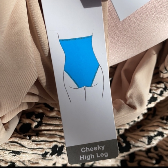 Time and Tru Leopard Jacquard One-Piece Swimsuit size XL NWT - Picture 8 of 8